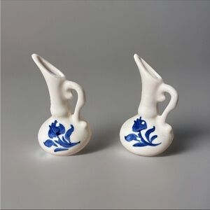 Elegant White and Blue Ceramic mini Vases